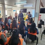 Autoridades regionales reconocen aporte de mujeres mineras en Pampa Camarones